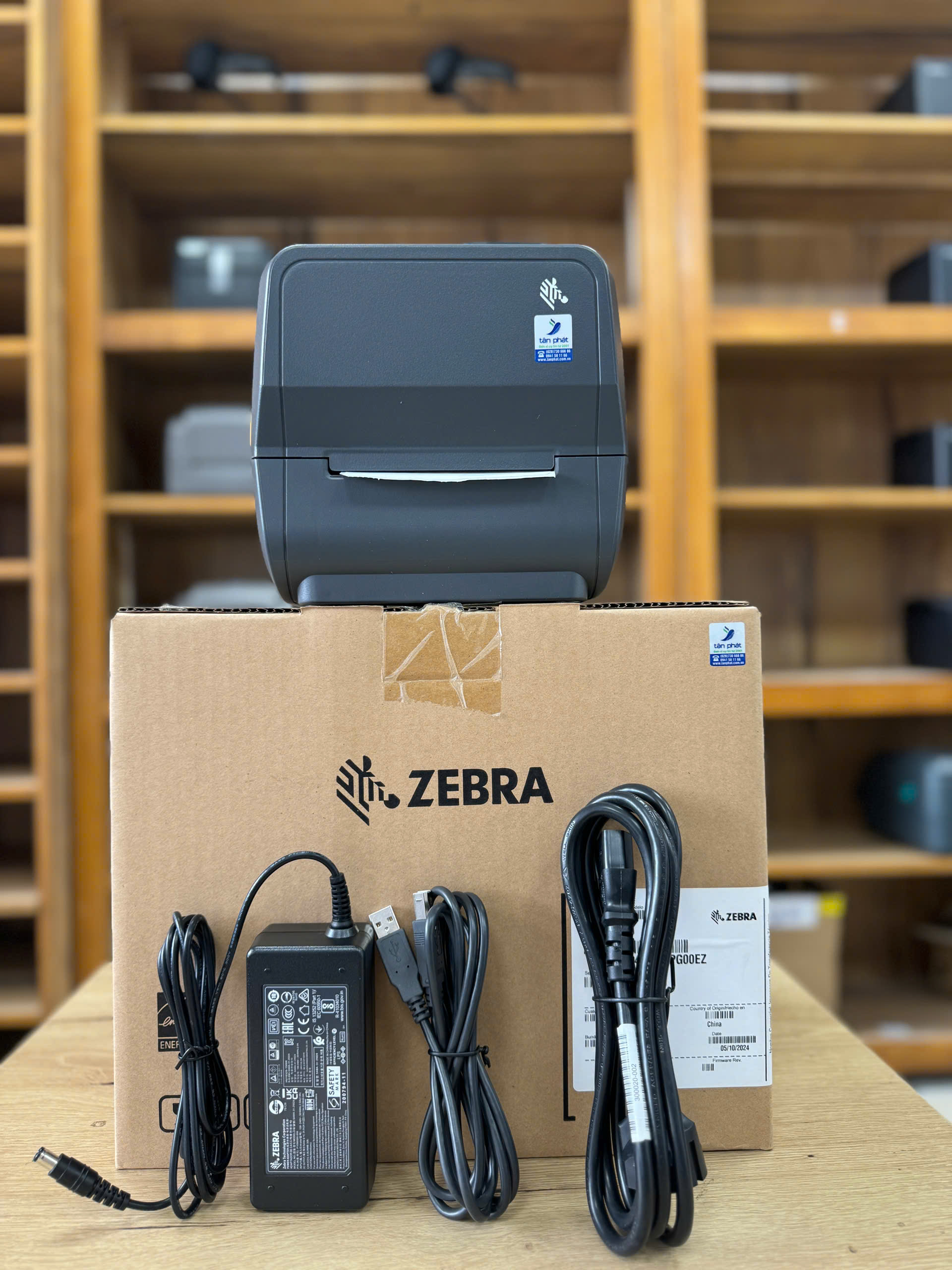 z5835907692227_fc537cb6992f025d3629ecd43a72d3cf Máy in mã vạch Zebra ZD220 203dpi (ZD22042-T0PG00E) ảnh 4
